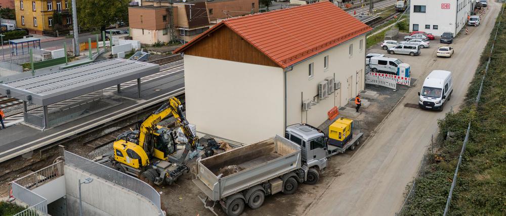 Modernste Stellwerktechnik für die hochfrequentierte Riedbahn