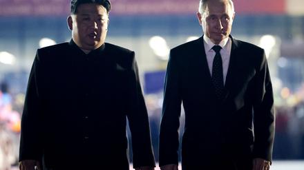 Kremlchef Wladimir Putin und Nordkoreas Machthaber Kim Jong Un haben im Juni auch gegenseitigen militärischen Beistand vereinbart, wenn eines der beiden Länder angegriffen wird. (Archivbild)