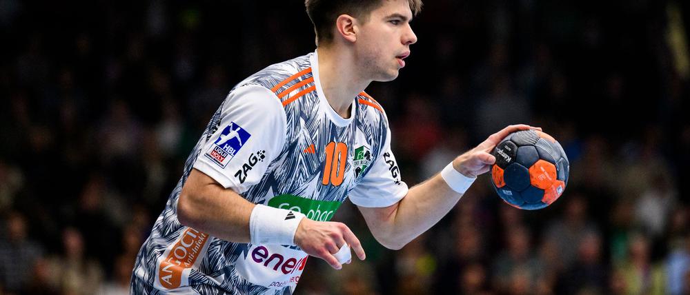 Nationalspieler Renars Uscins gehört zu den besten Spielern bei Hannover-Burgdorf.