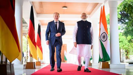 Bundeskanzler Olaf Scholz (SPD) trifft den indischen Premierminister Narendra Modi bei den 7. Deutsch-Indischen Regierungskonsultationen in Neu-Dehli.
