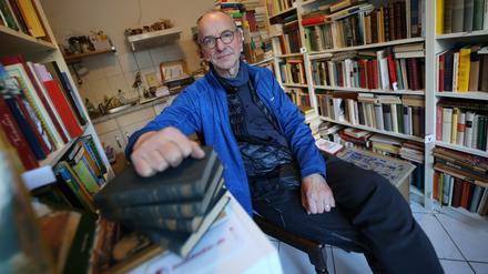 Dieter Hinze schließt nach zehn Jahren sein Hof-Antiquariat in Potsdam West