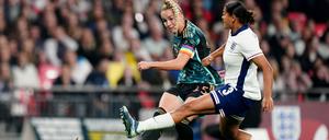 Gwinn trifft in dieser Szene zum zwischenzeitlichen 2:0.