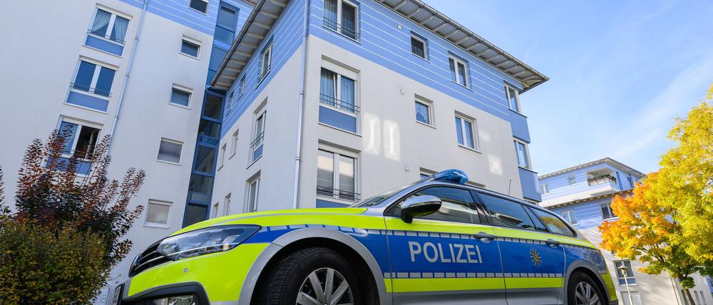 Eine Siebenjährige stirbt nach Stichverletzungen