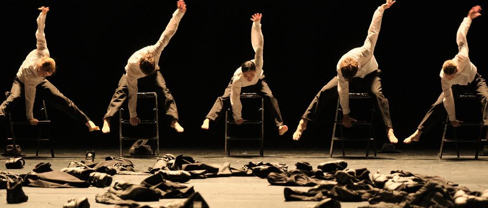 „Minus 16“ von Ohad Naharin wurde schon oft gespielt.