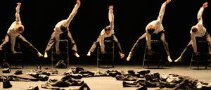 „Minus 16“ von Ohad Naharin wurde schon oft gespielt.