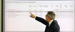Burkhard Exner, Bürgermeister von Potsdam und Beigeordneter für Finanzen, Investitionen und Controlling, informiert über den Finanzhaushalt Potsdam.(Symbolbild)