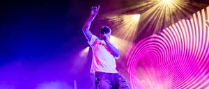 Hamburg, 20. September 2024 - Ski Aggu bei einem Konzert im Docks im Rahmen des Reeperbahn Festivals 2024 *** Hamburg, September 20, 2024 Ski Aggu at a concert in the Docks as part of the Reeperbahn Festival 2024 PUBLICATIONxINxGERxSUIxAUTxHUNxONLY