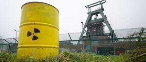 Wohin mit dem Atommüll? Anti-Atom-Organisationen kritisieren Lager und Transporte. (Symbolbild)