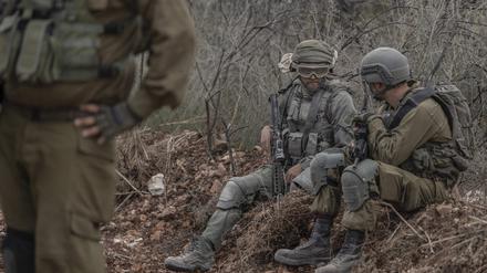 Israelische Soldaten in der südlibanesischen Kleinstadt Naqoura (Nakura) an der Grenze zu Israel. 