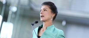 „Brandenburg zeigt, dass gute Kompromisse möglich sind“ - für BSW-Gründerin Sahra Wagenknecht sind die nun angestrebten Koalitionen ein doppelter Erfolg – inhaltlich wie parteitaktisch.