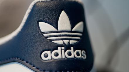 Der Adidas-Umsatz stieg zuletzt um 7,3 Prozent auf 6,4 Milliarden Euro.