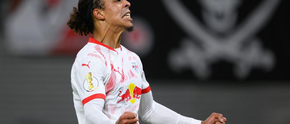 Yussuf Poulsen beim Jubel über sein erstes Tor.