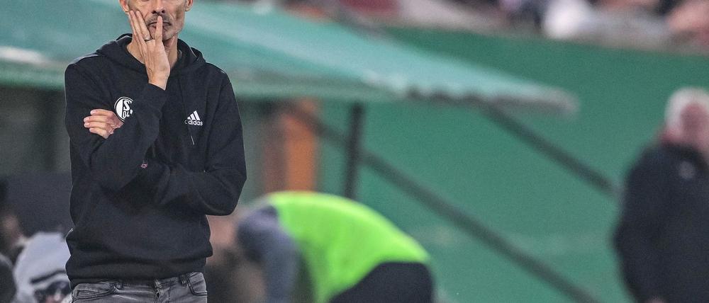 Kees van Wonderen hat bei Schalke einen Fehlstart hingelegt.