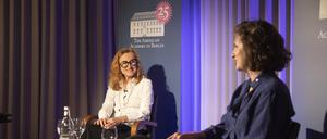 Voller Ideen. US-Schriftstellerin Mona Simpson (links im Bild) beantwortet auf dem Podium Fragen von Lauren Oyler. 