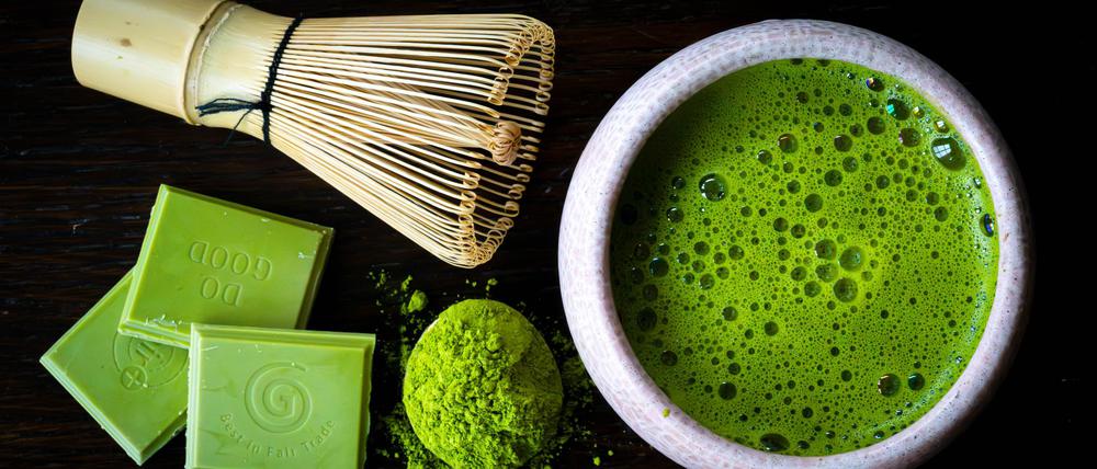 Grün leuchtender Matcha erlebt derzeit einen Hype. (Symbolbild)