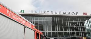 Am Kölner Hauptbahnhof ist eine Person von einem Zug überrollt und getötet worden (Symbolbild).