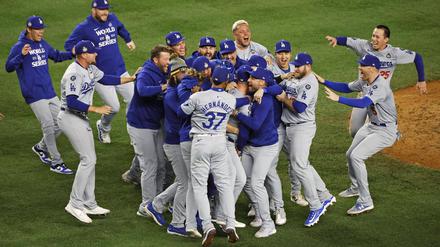 Geschafft! Die Los Angeles Dodgers sind zum achten Mal Meister der Major League Baseball.