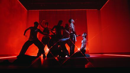 Sexy Auftritt: der australische Popstar Troye Sivan im „Kraftwerk“.
