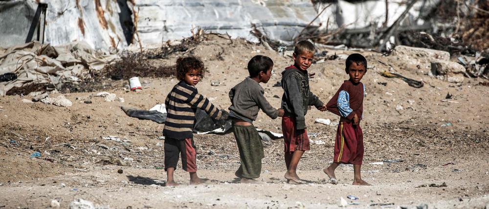 Etwa 17.000 Kinder in Gaza sind laut Unicef nach dem Verlust der Eltern völlig auf sich allein gestellt.