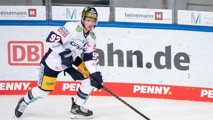 Nationalspieler Noebels traf beim 3:2 der Eisbären in Augsburg.