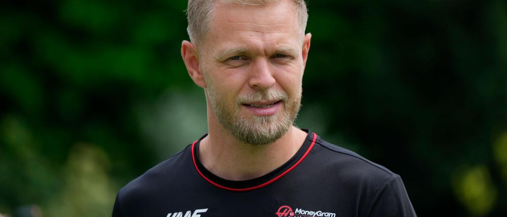 Kevin Magnussen muss in Brasilien aussetzen.