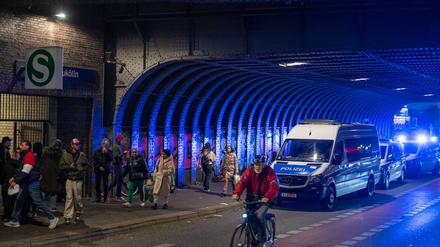 Polizeieinsatz nach Sprengstoff-Fund in Neukölln. 