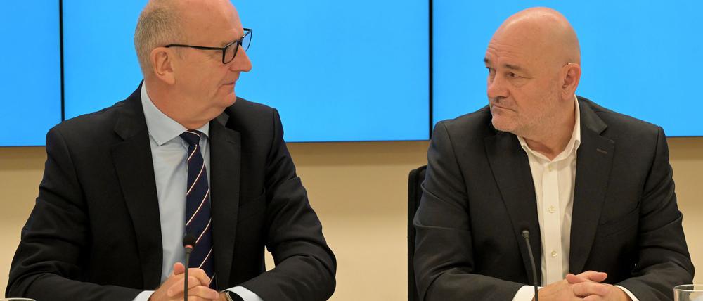 Die Landesvorsitzenden von SPD und BSW, Ministerpräsident Dietmar Woidke und Robert Crumbach, wollen am Montag Koalitionsverhandlungen beginnen. (Archivbild)