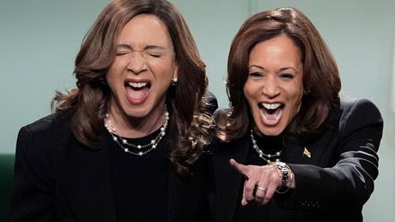 Harris bewies, dass sie nicht nur über Trump spotten, sondern auch über sich selbst lachen kann. 