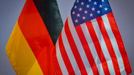 Die Wirtschaft erwartet den Wahlausgang in den USA mit Spannung.