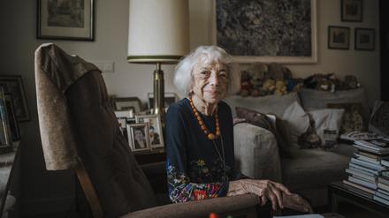 Kurz vorm Geburtstag. Margot Friedländer in ihrem Wohnzimmer in Berlin.