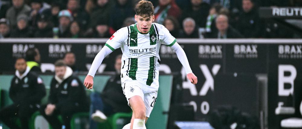Lukas Ullrich bekam nach seinem Startelfdebüt in der Bundesliga eine Menge Lob ab.