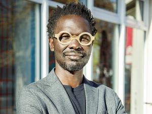 Ibou Diop hat an einem Konzept zum Gedenken an Berlins kolonialgeschichtlicher Vergangenheit mitgearbeitet.