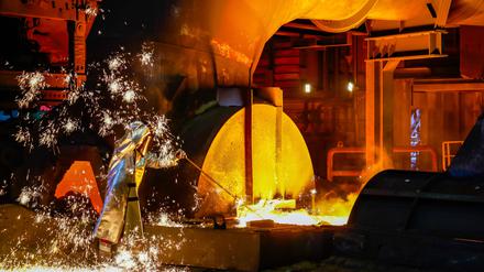 In der Stahlsparte von Thyssenkrupp sollen mehrere tausend Stellen wegfallen. 