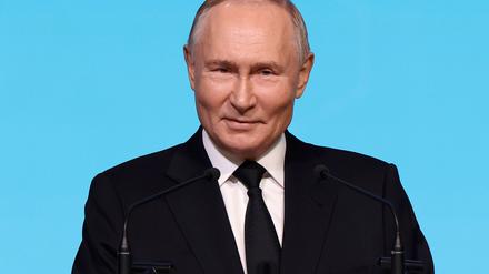 Russlands Präsident wird seit vielen Jahren versuchte Wahlbeeinflussung vorgeworfen