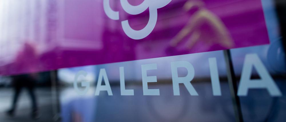 Am 1. August übernahmen neue Eigentümer - Kaufhof und Karstadt sind seitdem aus dem Namen verschwunden.