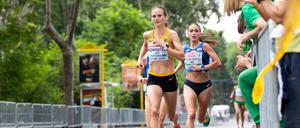 Fabienne Königstein (vorne) zählt zu den besten deutschen Langstreckenläuferinnen.
