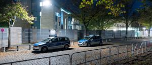Der Schutz jüdischer Einrichtungen wird vom Land Berlin mit 9,9 Millionen Euro gefördert. 