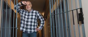 Andreas Mehlstäubl in der heutigen Gedenkstätte Hohenschönhausen, dem ehemaligen Stasi-Gefängnis. 