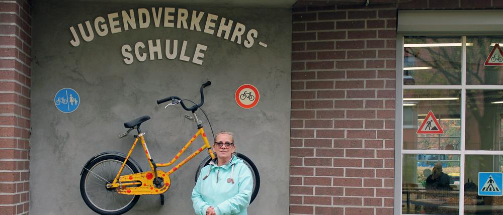 Simone Baumann leitet seit 2018 die Jugendverkehrsschule an der Erich-Kästner-Straße im Berliner Bezirk Marzahn-Hellersdorf.