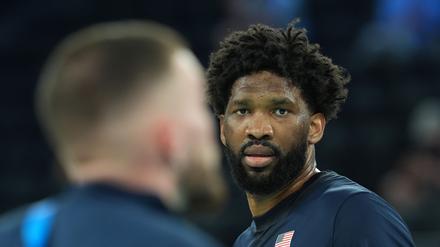 Wurde nach einem Streit mit einem Journalisten von der NBA gesperrt: Joel Embiid.