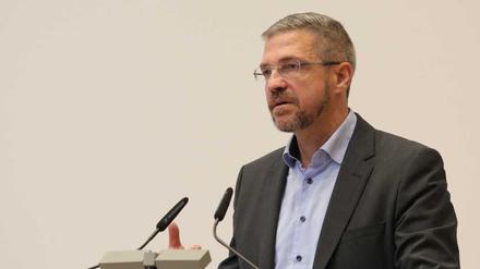 Oberbürgermeister Mike Schubert (SPD) in der Stadtverordnetenversammlung Potsdam am 6.11.2024.