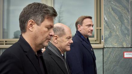 Die drei „Ampel-Männer“ Robert Habeck, Olaf Scholz und Christian Lindner wollen von nun an getrennte Wege gehen. 