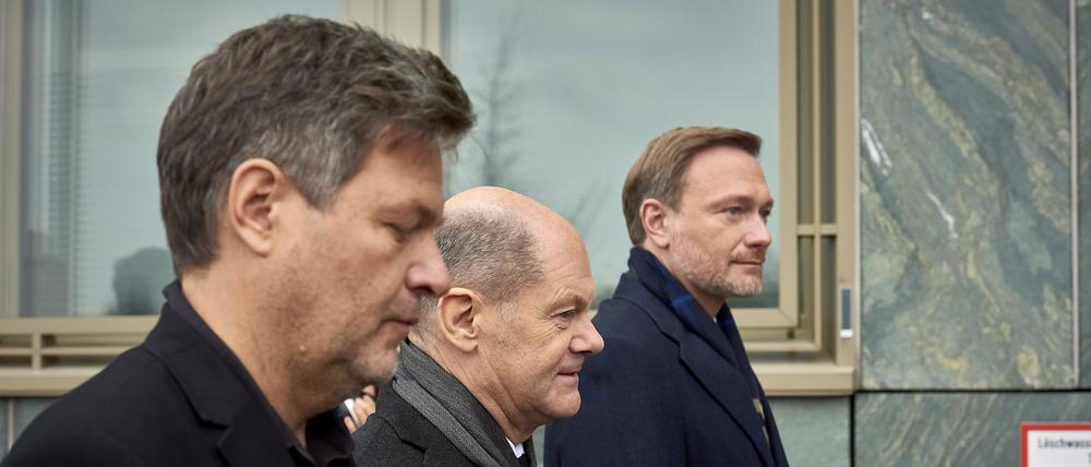 Die drei „Ampel-Männer“ Robert Habeck, Olaf Scholz und Christian Lindner wollen von nun an getrennte Wege gehen. 