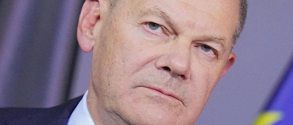 Scholz stellt Vertrauensfrage.