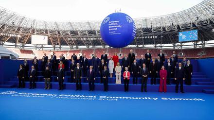 Familienfoto vom Europäischen Gipfeltreffen in Budapest.