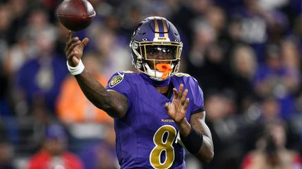Vier Touchdowns und das bessere Ende: Lamar Jackson von den Baltimore Ravens. 