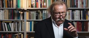 Philosoph Peter Sloterdijk in seiner Wohnung in Halensee.