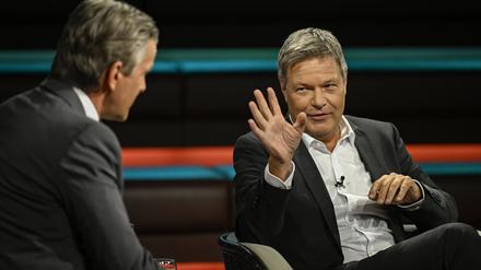 Markus Lanz und Robert Habeck (v.l.)