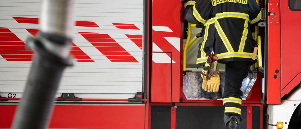 Über 100 Einsatzkräfte proben in Werder den Ernstfall. (Symbolbild)