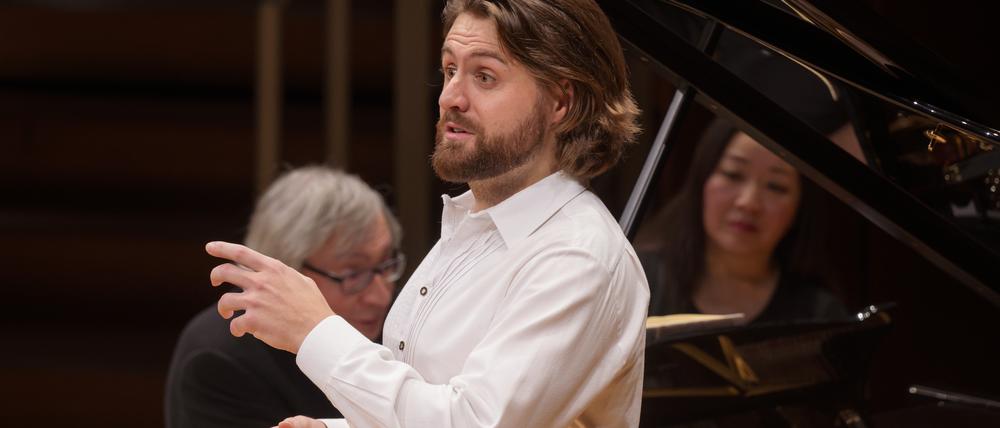 Der Bariton Konstantin Krimmel gewann als „Sänger des Jahres“ den Opus Klassik 2024.